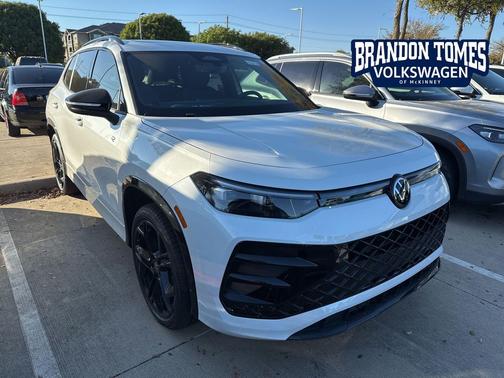 2025 Volkswagen Tiguan 2.0T SE R-Line Black 4MOTION