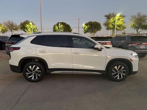 2025 Volkswagen Tiguan 2.0T S