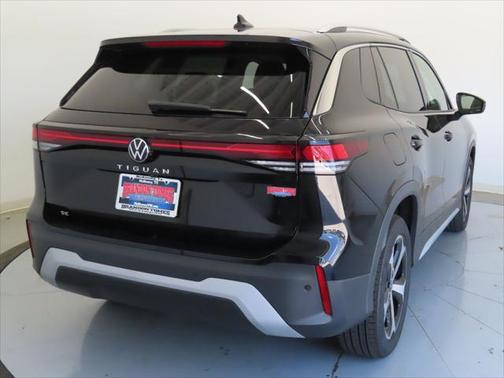 2025 Volkswagen Tiguan 2.0T SE