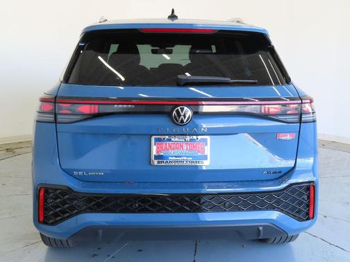 2026 Volkswagen Tiguan 2.0T SEL R-Line 4MOTION