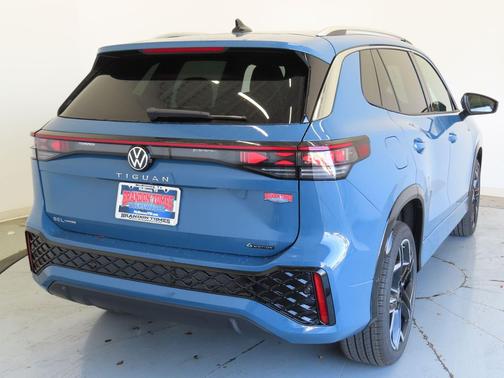 2026 Volkswagen Tiguan 2.0T SEL R-Line 4MOTION