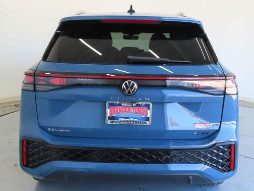 2026 Volkswagen Tiguan 2.0T SEL R-Line 4MOTION