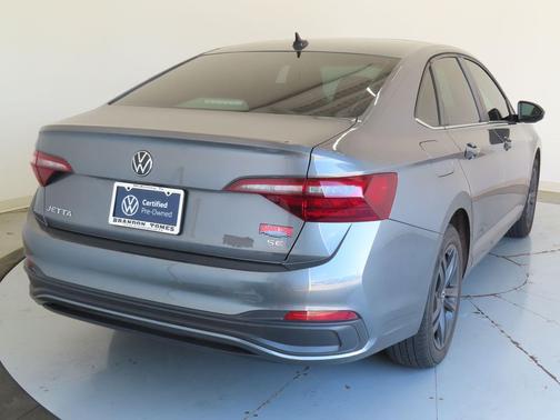 Platinum Gray 2024 Volkswagen Jetta 1.5T SE