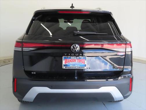 2025 Volkswagen Tiguan 2.0T SE