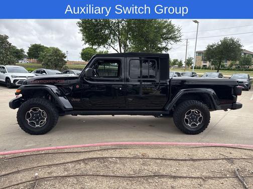 Black Clearcoat 2022 Jeep Gladiator Mojave 4x4
