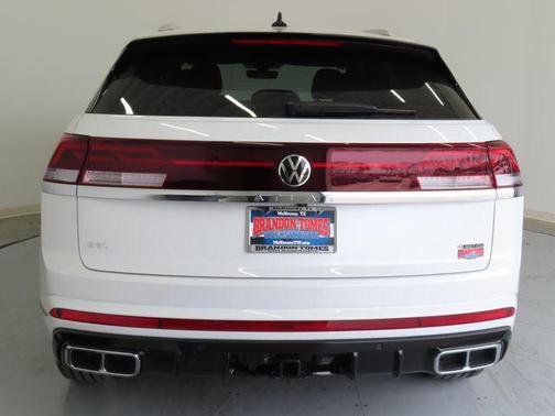 2025 Volkswagen Atlas Cross Sport 2.0T SEL Premium