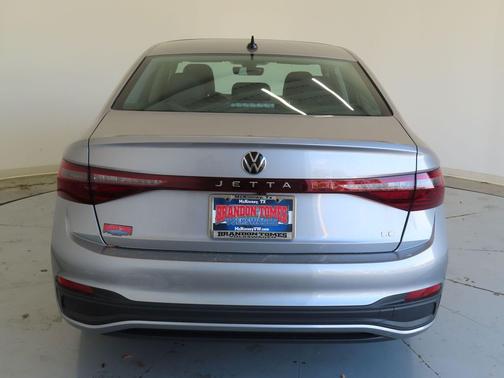 2026 Volkswagen Jetta 1.4T SE