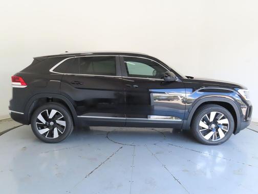 2026 Volkswagen Atlas Cross Sport 2.0T SEL