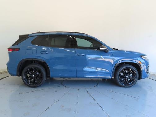 2025 Volkswagen Tiguan 2.0T SE R-Line Black 4MOTION