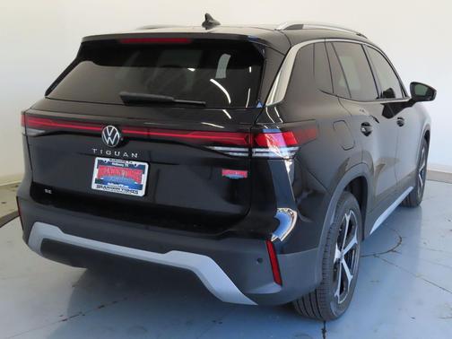 2026 Volkswagen Tiguan 2.0T SE