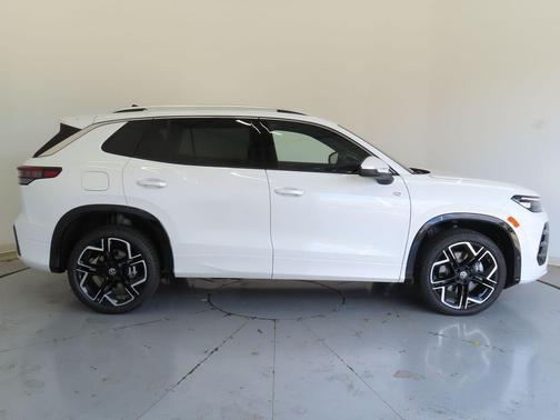 2026 Volkswagen Tiguan 2.0T SEL R-Line 4MOTION