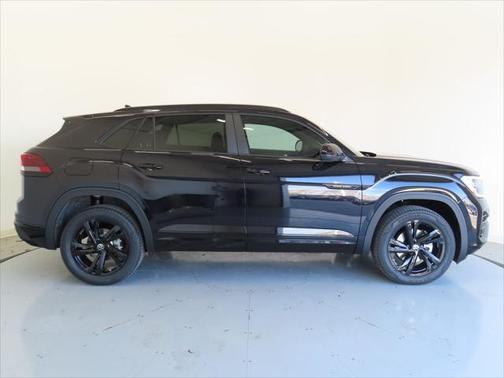 2025 Volkswagen Atlas Cross Sport 2.0T SEL