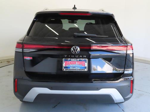 2025 Volkswagen Tiguan 2.0T S