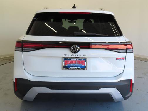 2025 Volkswagen Tiguan 2.0T S