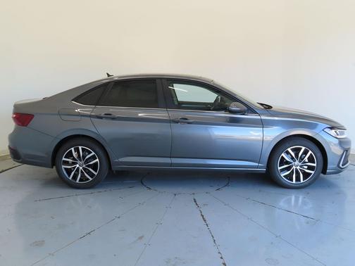 2026 Volkswagen Jetta 1.4T SE