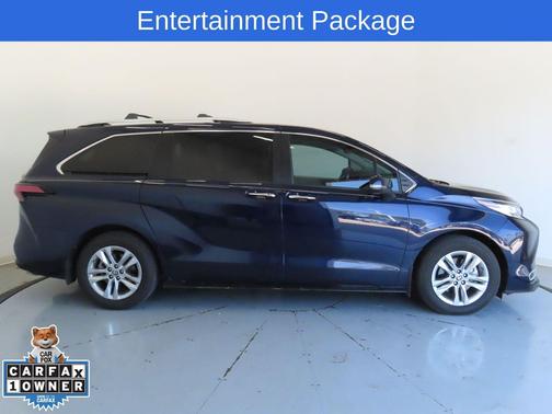 2023 Toyota Sienna Limited 7-Passenger
