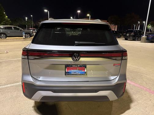 2025 Volkswagen Tiguan 2.0T SE