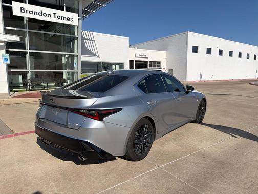 2022 Lexus IS 350 Base