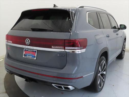 2025 Volkswagen Atlas 2.0T SEL Premium R-Line 4MOTION