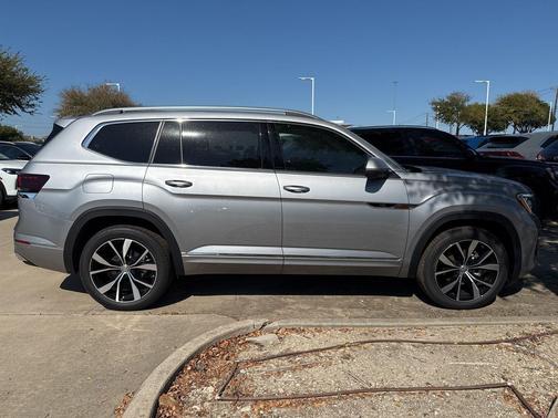 2026 Volkswagen Atlas 2.0T SEL Premium R-Line 4MOTION