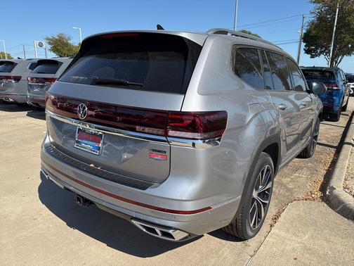 2026 Volkswagen Atlas 2.0T SEL Premium R-Line 4MOTION