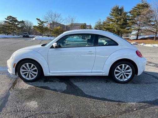 2012 Volkswagen Beetle 2.5L