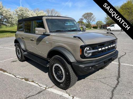 MARSH GRAY 2025 Ford Bronco Outer Banks