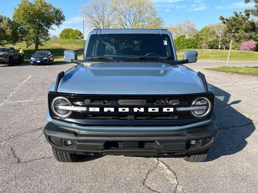 AZURE GRAY MET TRI-COAT 2025 Ford Bronco Outer Banks