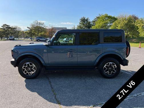 AZURE GRAY MET TRI-COAT 2025 Ford Bronco Outer Banks