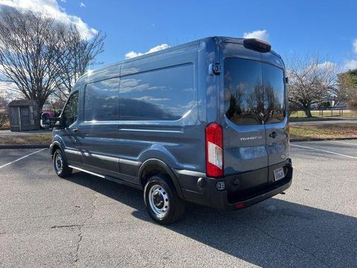 2025 Ford Transit-250 Base