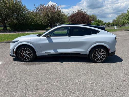 2022 Ford Mustang Mach-E GT