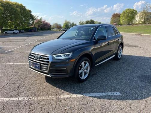 2020 Audi Q5 45 Premium Plus