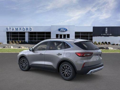 2025 Ford Escape PHEV SE