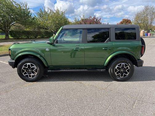 2023 Ford Bronco Outer Banks