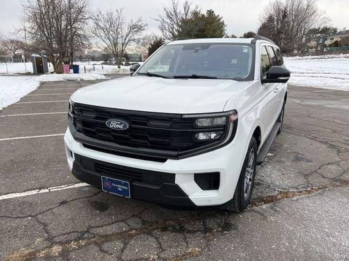 2025 Ford Expedition Max Active 4x4