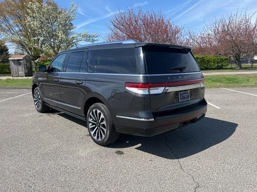 2023 Lincoln Navigator Reserve