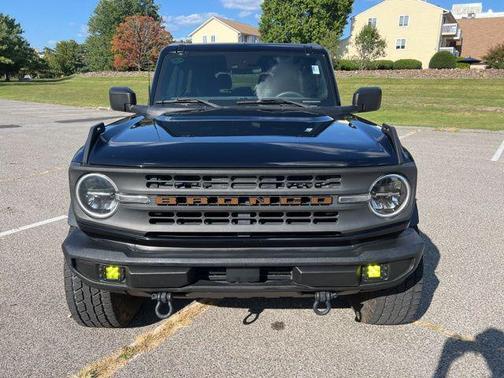 2021 Ford Bronco Base