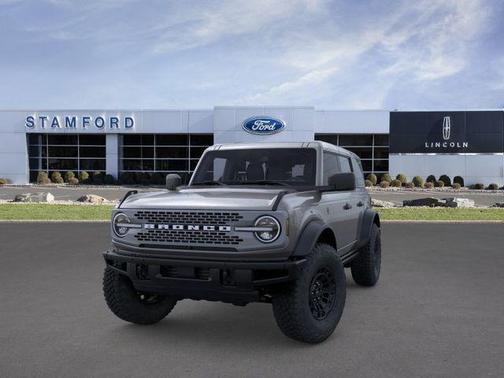 CARBONIZED GRAY METALLIC 2026 Ford Bronco Badlands