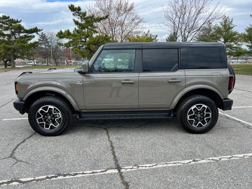 MARSH GRAY 2025 Ford Bronco Outer Banks