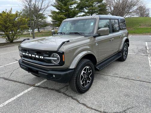 MARSH GRAY 2025 Ford Bronco Outer Banks