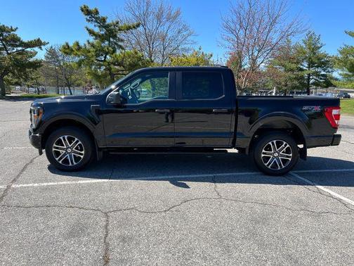 AGATE BLACK METALLIC 2023 Ford F-150 XL