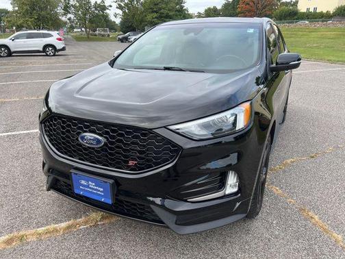2019 Ford Edge ST