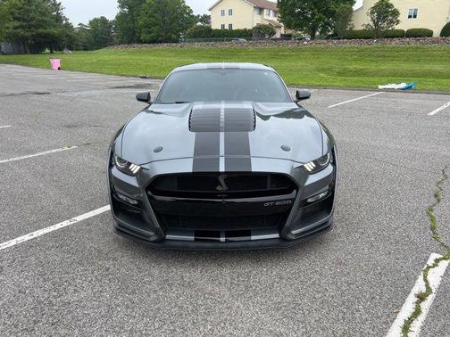 2021 Ford Shelby GT500 Base