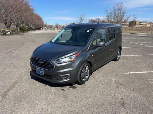 2020 Ford Transit Connect Titanium w/Rear Liftgate