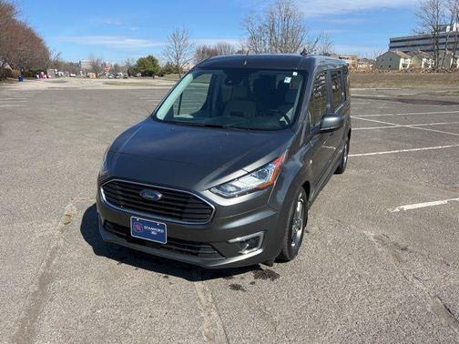 2020 Ford Transit Connect Titanium w/Rear Liftgate