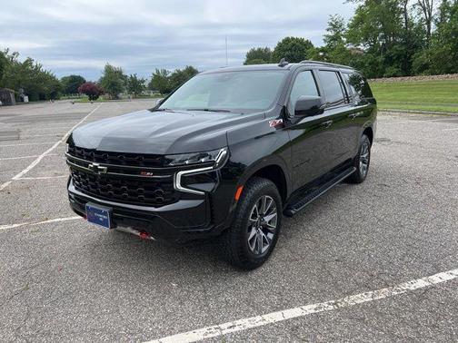 2023 Chevrolet Suburban 4WD Z71