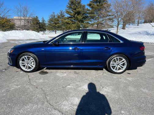 2024 Audi A4 45 S line Premium Plus