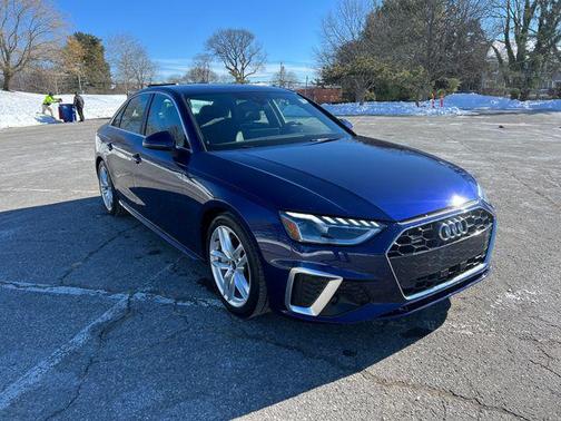 2024 Audi A4 45 S line Premium Plus