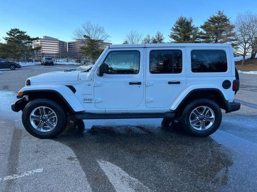 2022 Jeep Wrangler Unlimited Sahara