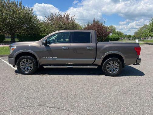 2018 Nissan Titan Platinum Reserve